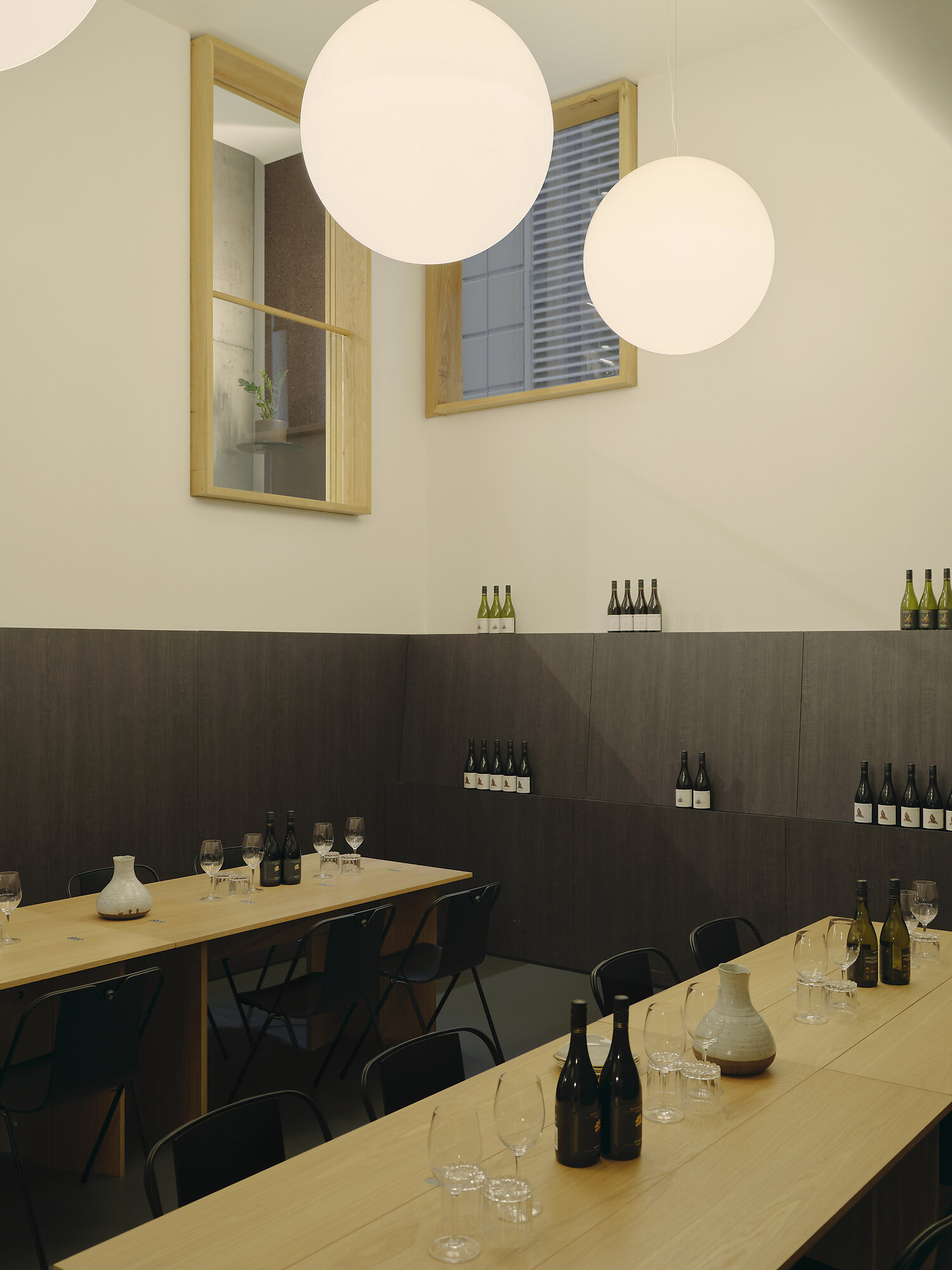 Interior photograph of Handpicked Wines Melbourne by Tom Ross